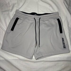 Hollister Men's Light Gray Athletic Drawstring Shorts with Black Trim